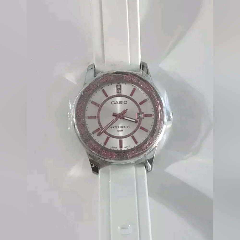 Casio LTP-1358 Women's Watch